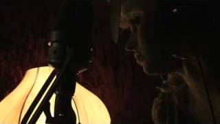 Amanda Jenssen - Numb (Studio Footage)