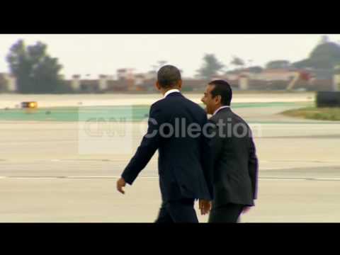 CA:OBAMA ARRIVES IN LOS ANGELES