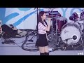 Suzy - Pretend  (Live)