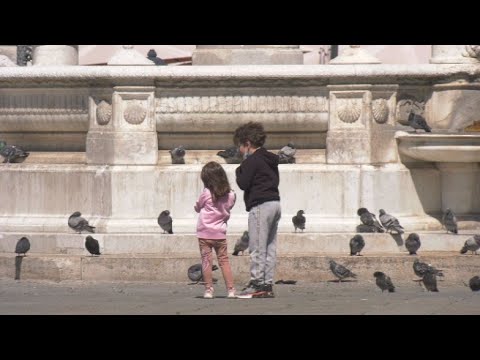 Doppio cognome ai figli: ecco cosa ne pensano i pratesi