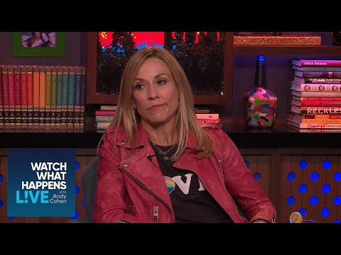 Sheryl Crow Dishes on Johnny Cash’s Personal Life | WWHL