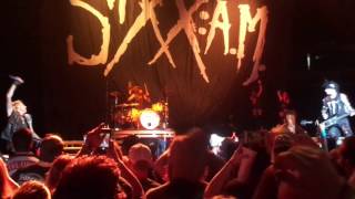 Sixx AM-We Will Not Go Quietly *New Song!* (Live in Little Rock, AR 2016)