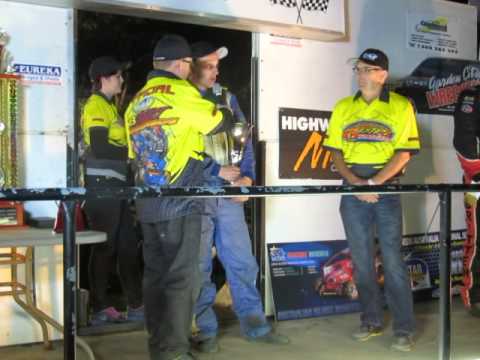Trophy Presentation for the 2015 Australian V8 Dirt modified title