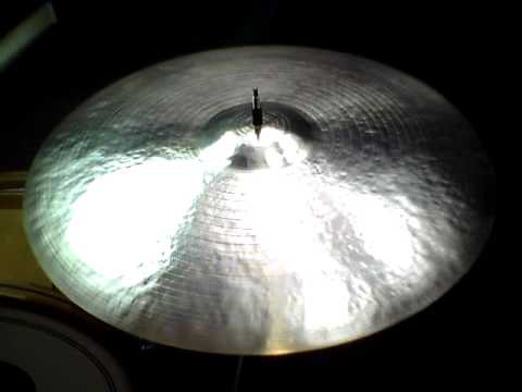 22 Kontroversial Ride, 2528g - Hancrafted by Craig Lauritsen - www.cymbalutopia.com.MOV