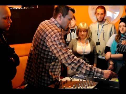 Dj Akademija 2010  - Hot Jay ( efektor )