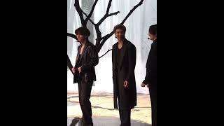 Download lagu Namjoon tripped causing all the members to trip after him😂 mp3