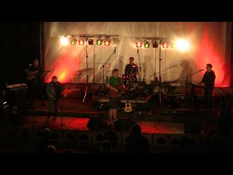 Paddy Goes To Holyhead - Bound Around (live) HD.mpg