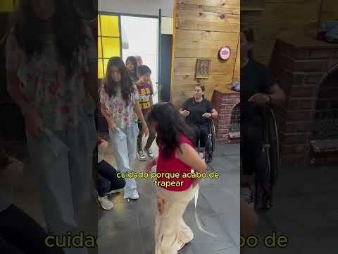 Cuando invito a mis amigos a la casa