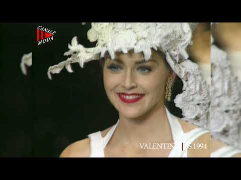 VALENTINO Spring Summer 1994 Paris 4K - Canale Moda