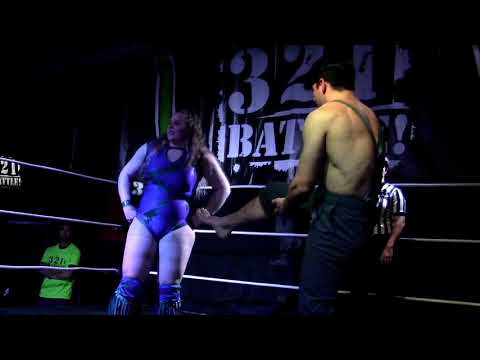 Bambi Hall vs. Judas Icarus - 11/01/2019 - 3-2-1 BATTLE!