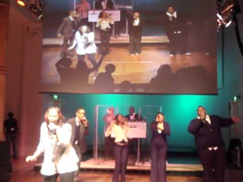 Lurine Cato sings worship at Blessed Soul/Loved Reloaded at House on the Rock London
