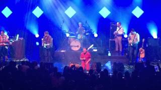 Nýdönsk - Hjálpaðu mér upp (Hörpu 12.sept &#39;15)