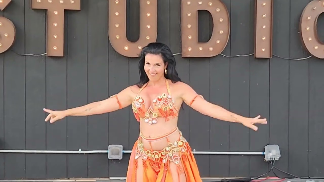 Promotional video thumbnail 9 for Myrian Bellydancer