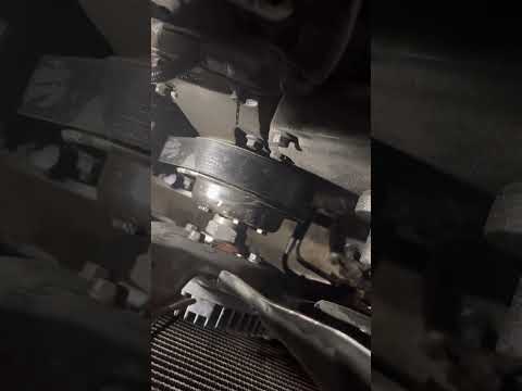 Fan clutch removal 1996 12valve