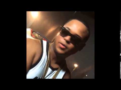 Ricky Lindo Ft Fuego & R 1 La Esencia -Vamos Hacer Un Coro (Detras De Camara)