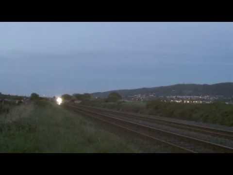 Prestatyn 17.5.2014 - Freightliner Class 66 66555 with auto ballasters and horns