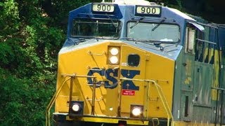 preview picture of video 'CSX 900 & 489 in St Denis'