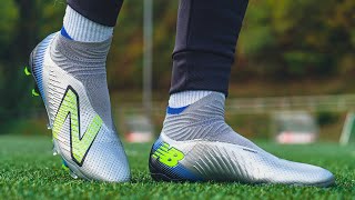 Der beste Laceless Fußballschuh 2022 - New Balanace Tekela v4 Review