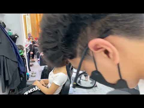 Quên ăn phục vụ khách kịp đón tết