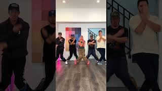 THAT TOOTSEE ROAAAW 💃 dancing with @MsBiBiKei dc: @cost_n_mayor 🔥