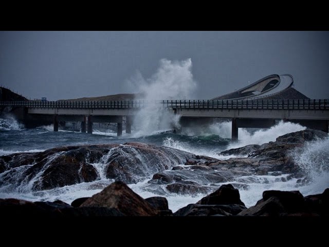Dangerous Norway's Atlantic Ocean Road 2016
