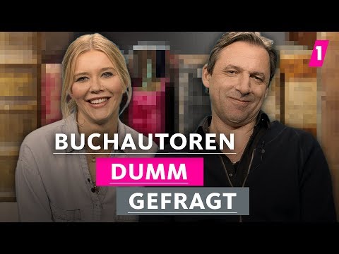 Sind Buchautoren alle Alkoholiker? | 1LIVE Dumm Gefragt