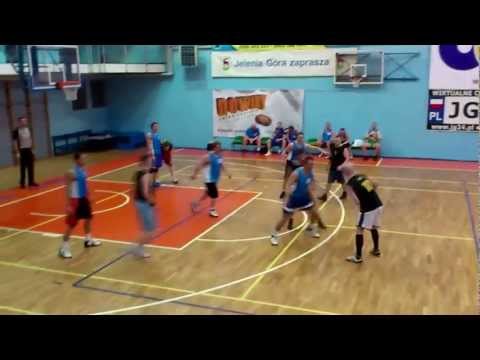 KOLEJKA 1: Mbuti vs Miszcze RECAP (28-02-2012)
