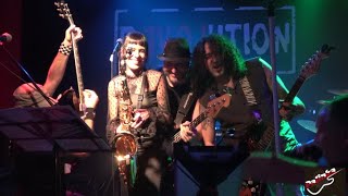 TRANQUILO MAJETE (CELTAS CORTOS)versión de PALINKA en REVOLUTION ROCK BAR, Las Rozas (Madrid)