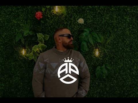 Apo 2000s RNB | IG: @apo_rsa | @composed_photography