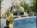 Le maire de Vilnius protège ses pistes cyclables avec un véhicule blindé à huit roues (vidéo)