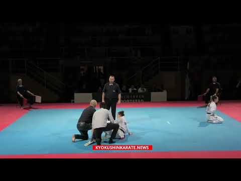 1st EFKO EC, 1/4 -60 Michalina Chrobot (Poland) - Valence Bickel (Netherlands)