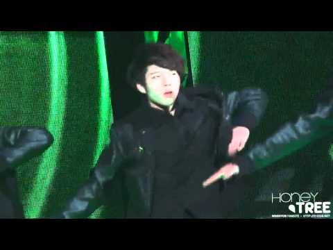 111229 SBS Gayo Daejun Dance Battle I (Woohyun).mp4