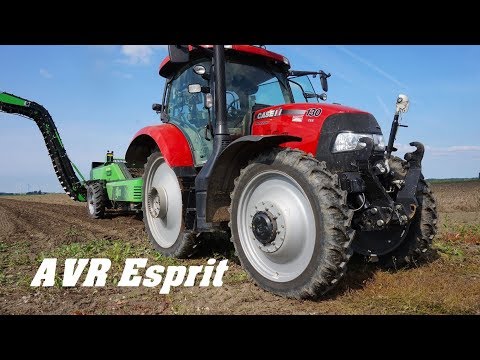 Aardappelen rooien met de AVR Esprit. Landb. Van t Westeinde Nieuwolda.