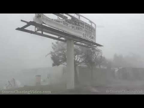 Hurricane Ian eye wall ripping apart buildings with high winds in Port Charlotte, FL