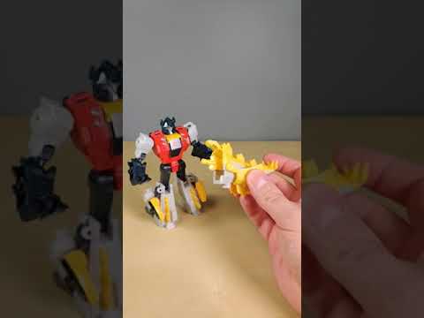 Transformers Cyberverse Snarl Sword Storage