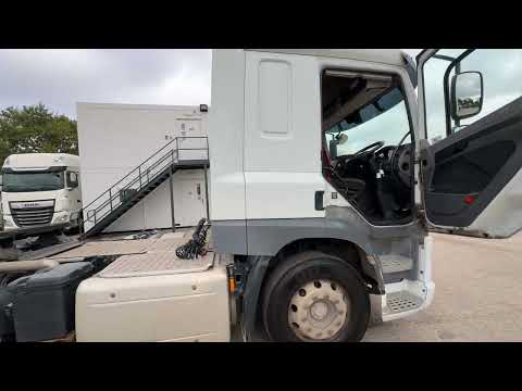 ONLY 411K KMS! DAF CF440 ONE OWNER - Image 2