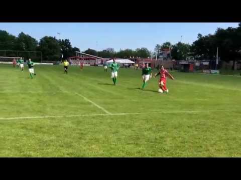 Na-competitie Zouaven A1 - RODA'23 A1. Mooie actie van Sander, maar dit keer geen doelpunt.