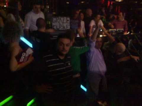 Ultimo Disco - (Official Studio Zeta)HQ