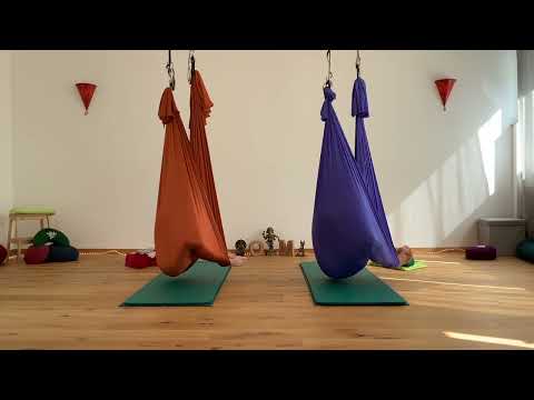 AerialYoga YIN 110 min by YogaWings mit Katharina Rinn und Sascha Zordan