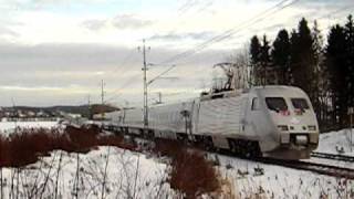 preview picture of video '[SJ] X2 high speed train running between Alingsås and Vårgårda.'