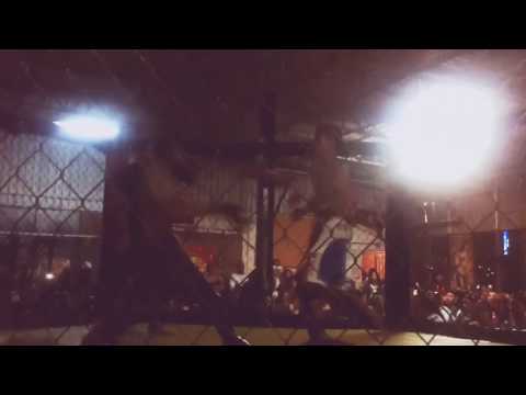 Pelea épica: vinagre vs el chava