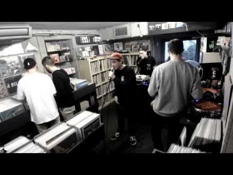 Otsochodzi & DJ Phunk'ill na żywo @ Asfalt Shop
