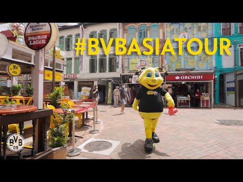 Emma goes on a tour in Singapore!