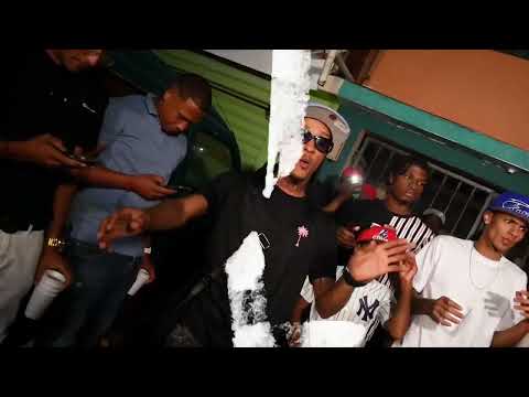 Carlito pretty X Flako perla X 4lion - YANKEE