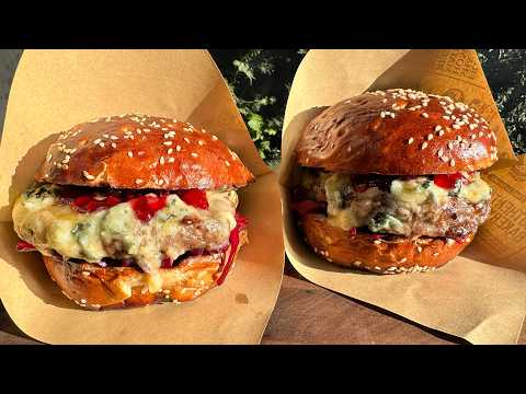 Burger mit Blauschimmelkäse