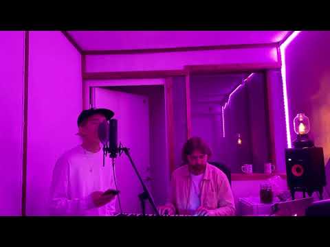 White  - Julia Lov (cover)