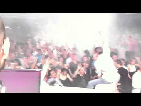 Peter Luts @ Loft Paris 04-12-10 playing 'Groovewatchers - Echolights'