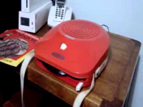 download lagu mp3 mp4 Comediscos, download lagu Comediscos gratis, unduh video klip Comediscos