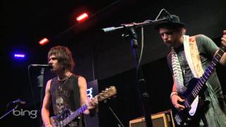 Tyler Bryant &amp; The Shakedown - Last One Leaving (Bing Lounge)