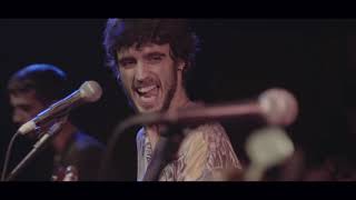 Pedro Pastor y Los Locos Descalzos - En Busca y Captura (Directo)